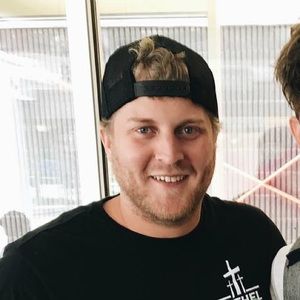 Meet your Posher, Tayler